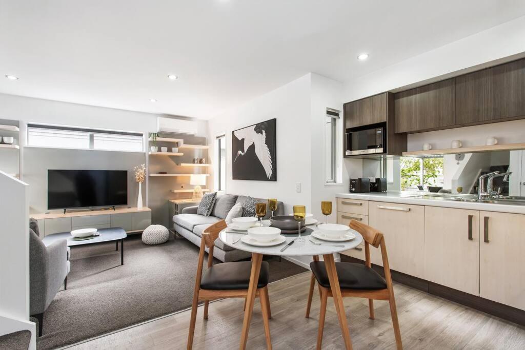 Convenient Urban Townhouse 2 Carparks Available Apartment Christchurch Exterior foto